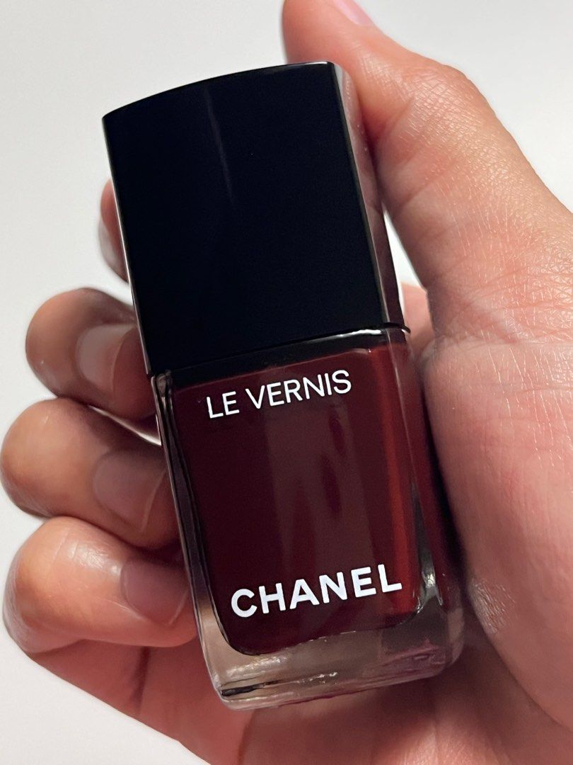 Chanel Le Vernis Longwear Nail Colour (155 Rouge Noir)