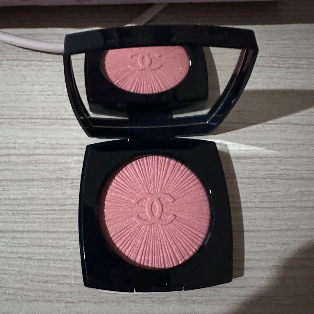 CHANEL BLUSH LUMIÈRE SPRING SUMMER 2022 COLLECTION LIMITED EDITION in shade  Brun Roussi Review Photos and Video Joy Style Trends