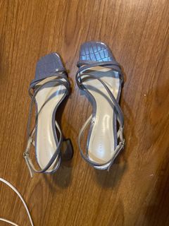 CHARLES AND KEITH BLUE GRAY SANDALS