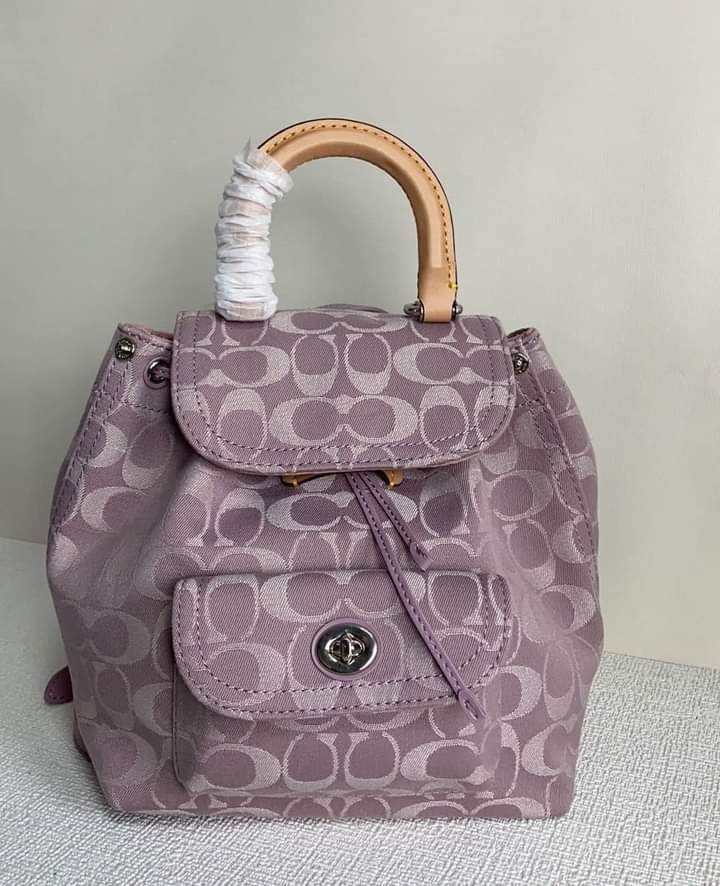 COACH MINI RIYA BACKPACK 21 IN SIGNATURE DENIM P 3500 on Carousell