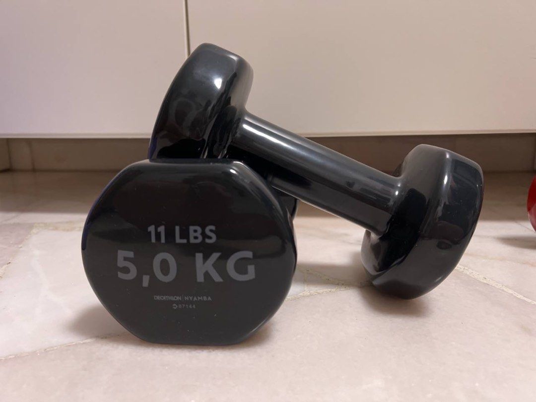 Decathlon 5kg dumbbells Sports Equipment Exercise Fitness