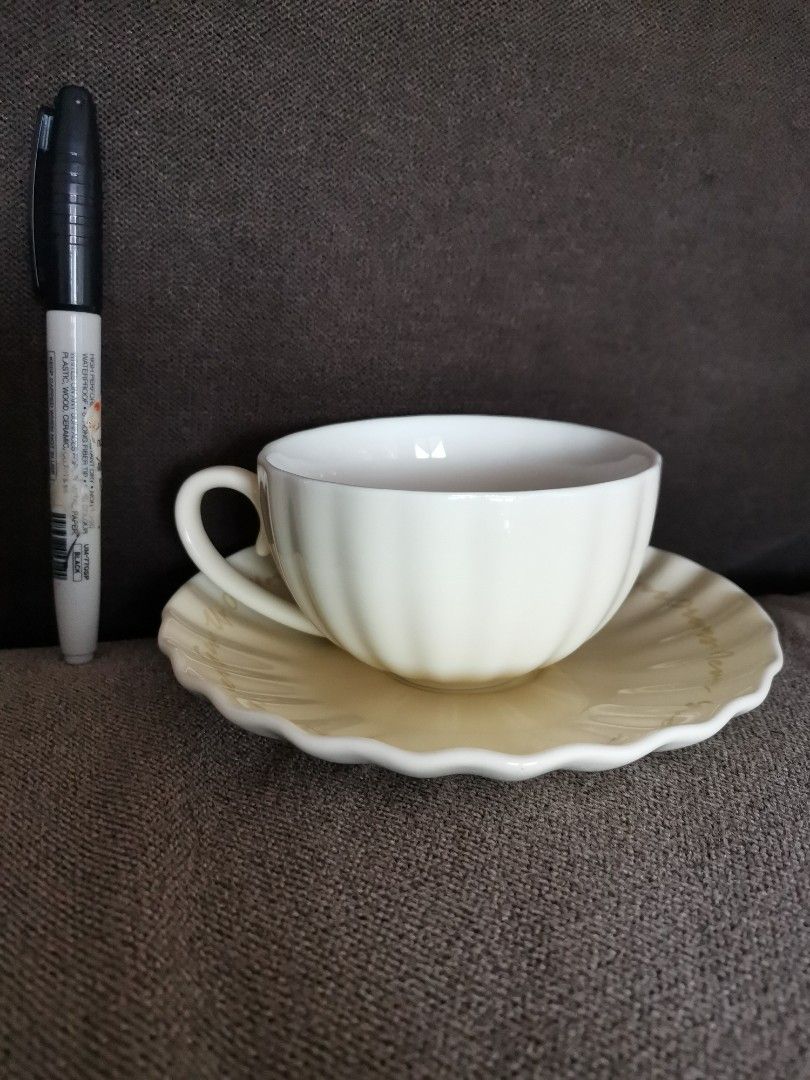 Disney Princess Rapunzel Tea Set, Furniture & Home Living, Kitchenware