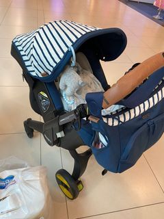 Doona + car seat stroller Limited Edition
