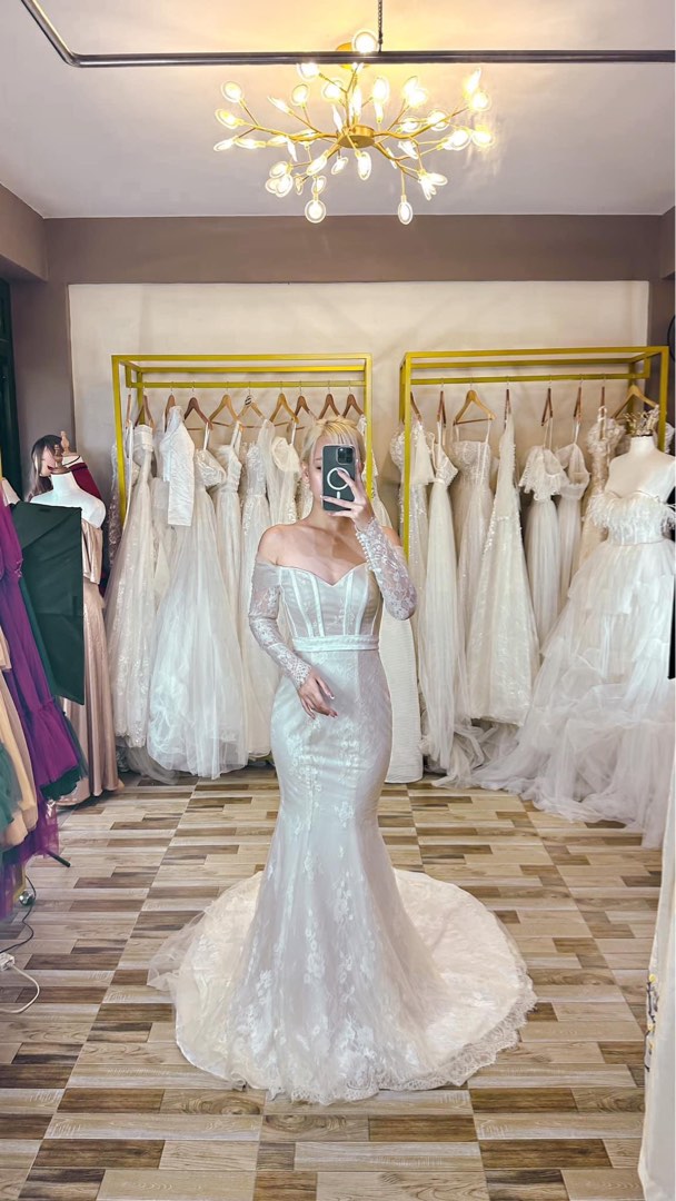 Serpentina wedding shop gown