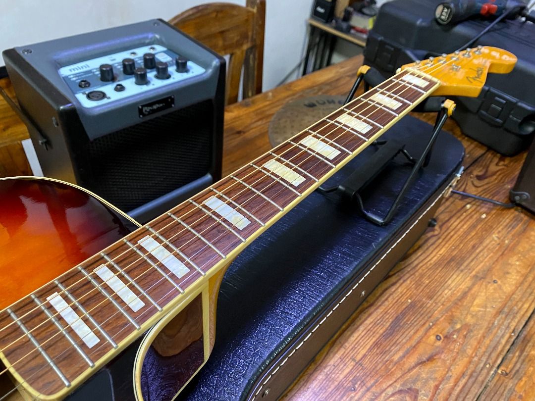 Fender Kingman SCE3TS Guitar on Carousell