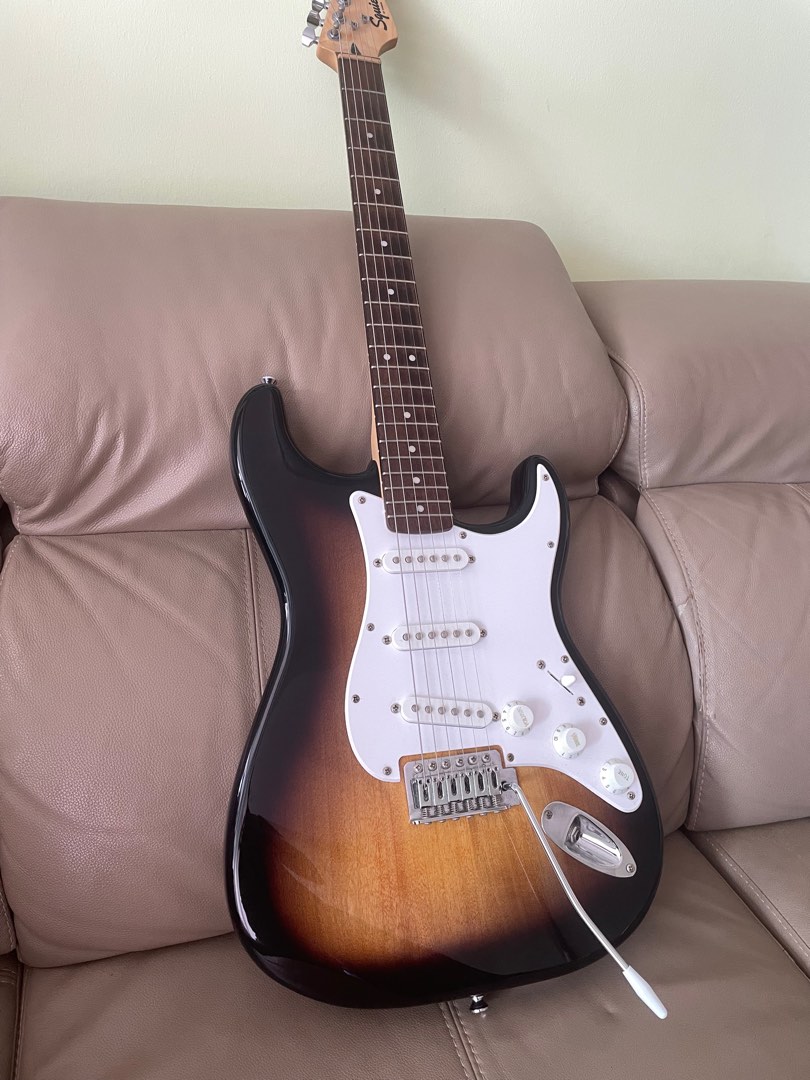 Fender Stratocaster Squier Electric Guitar, Hobbies & Toys, Music ...