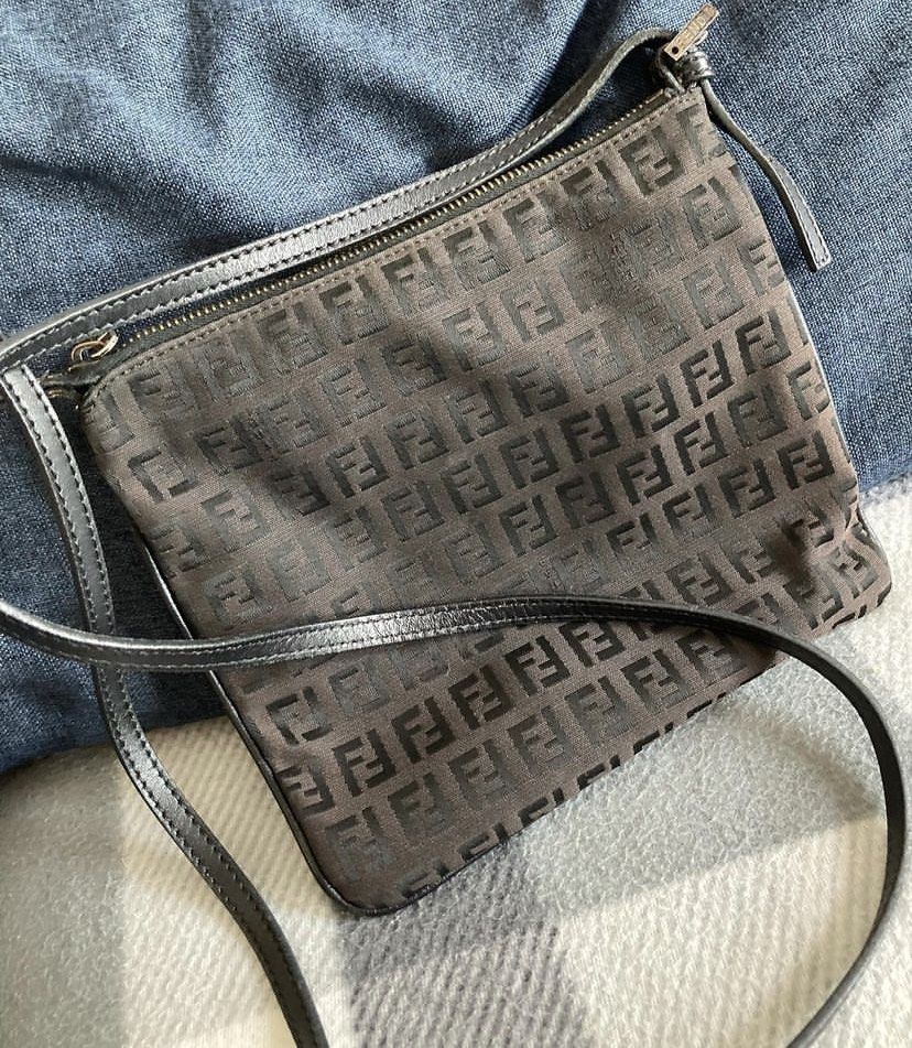 fendi-sling-bag-on-carousell