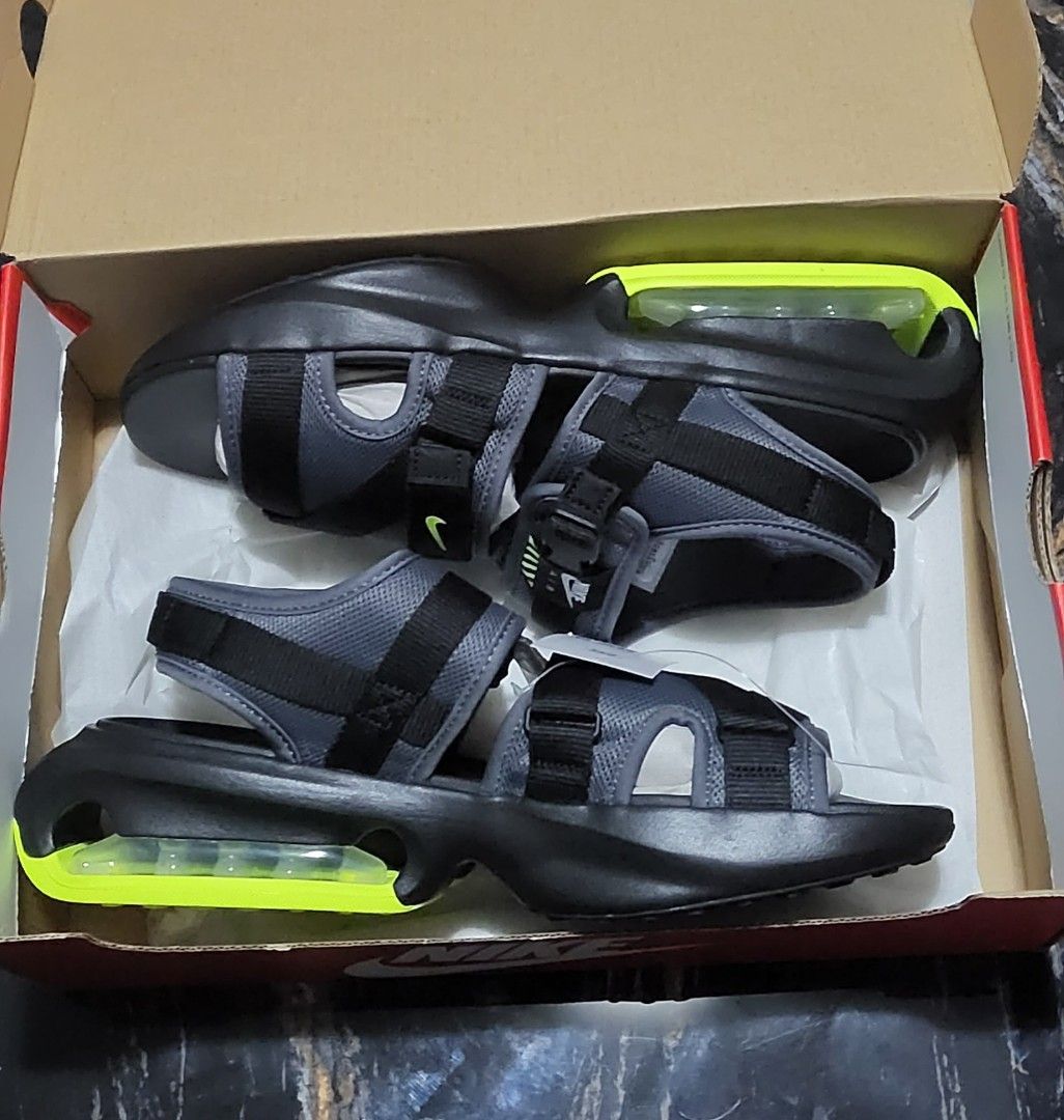 For sale Brand New Nike Airmax Sol Sandals for Men