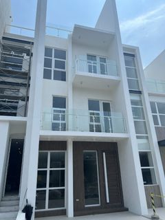 For Sale M Residences 4 bedroom Brand New Townhouse for Sale New Manila Quezon City townhouse for sale