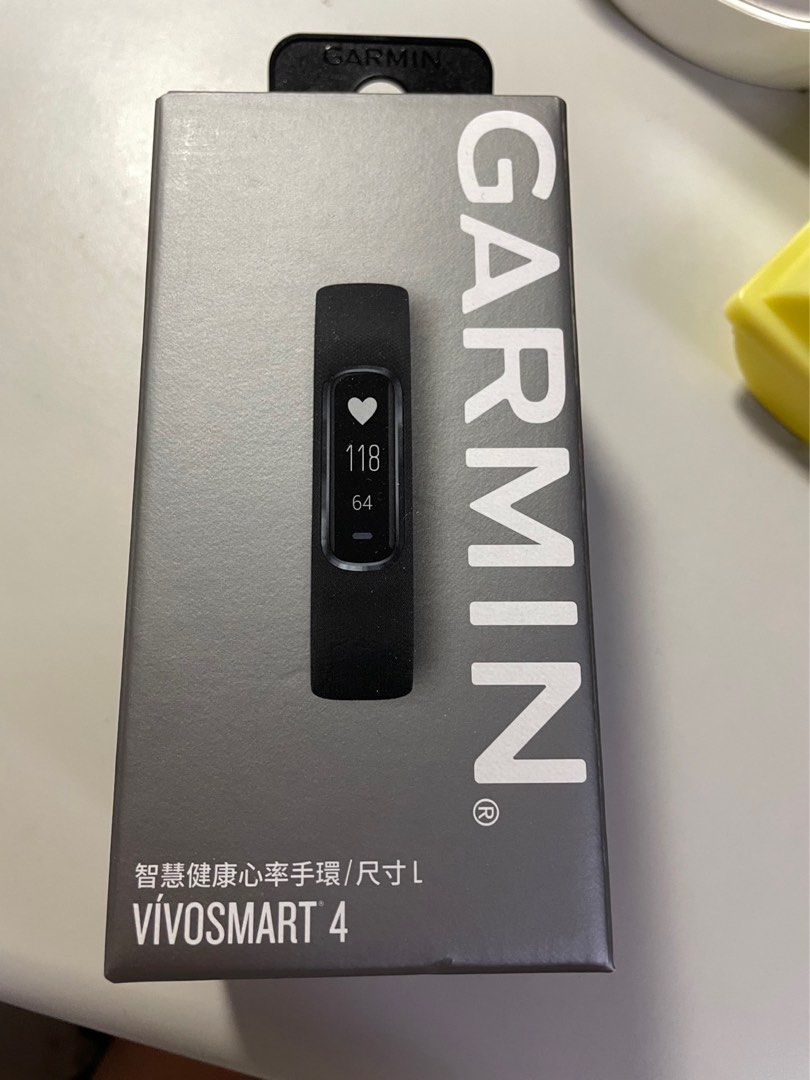 Garmin vivosmart 4健康手環, 手機及配件, 智慧穿戴裝置及智慧手錶在