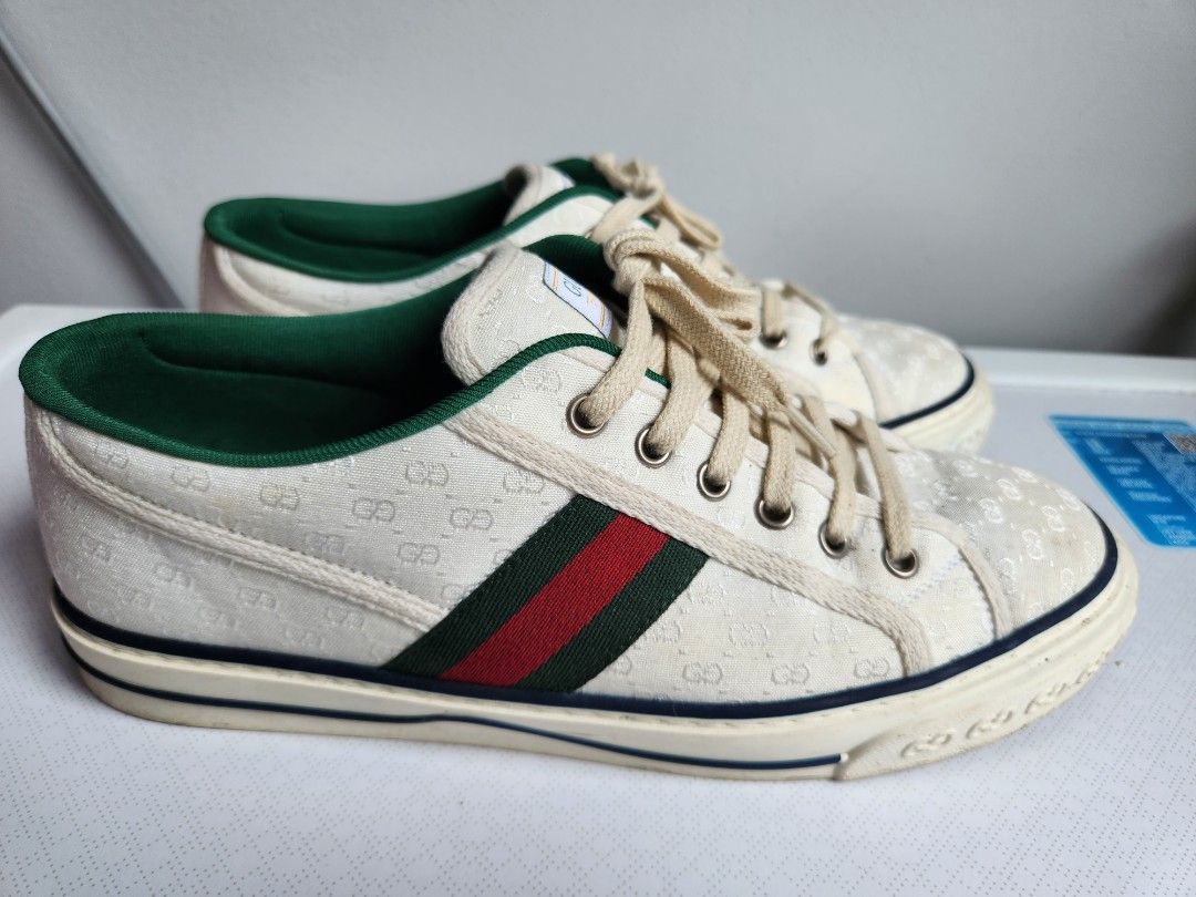 Harga hot sale sneakers gucci