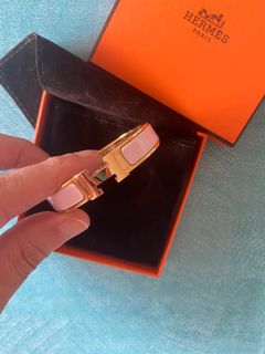 （分類：）位於 。 由 hedislimane0705 提交（商品編號 1236140253，圖片 1）。簡介： 。
