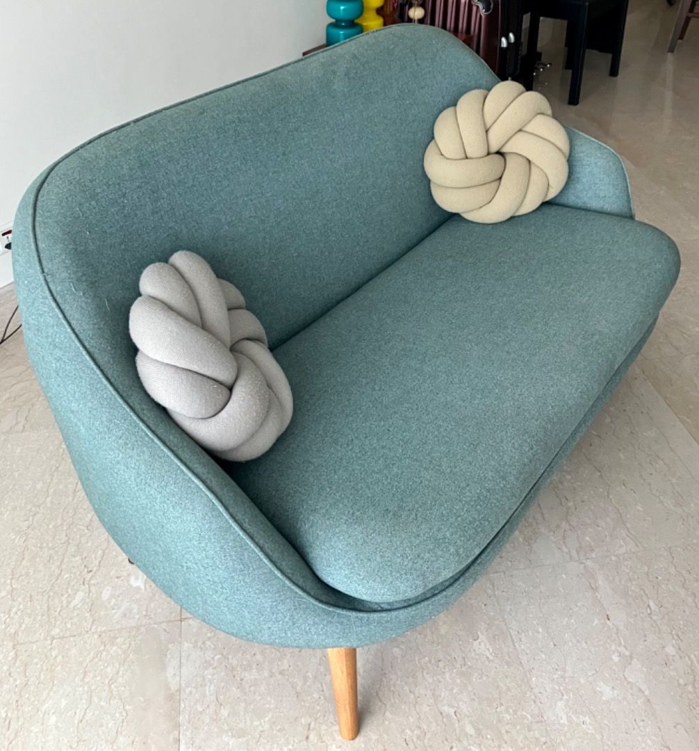 Hipvan 2 store seater sofa