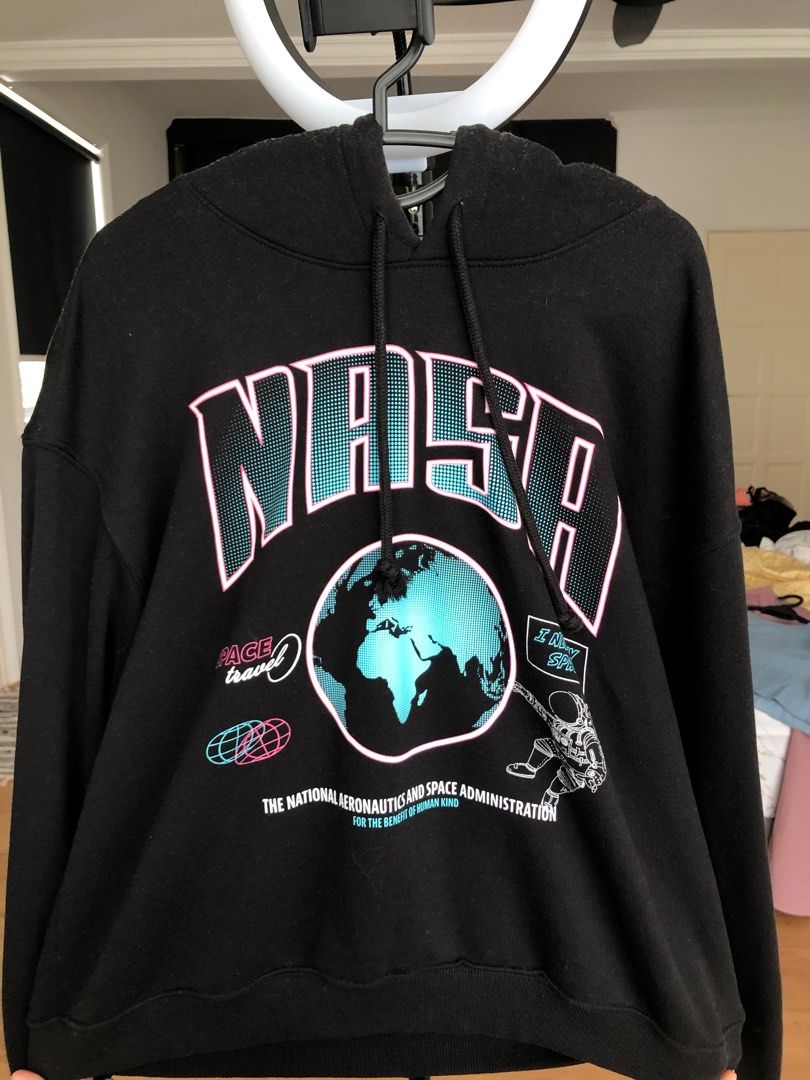 Hoodie nasa 2024 h&m black
