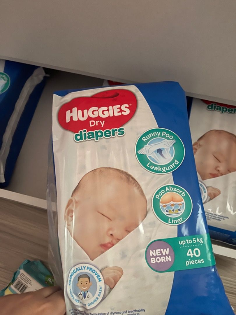 Huggies Newborn Diapers, Babies & Kids, Bathing & Changing, Diapers