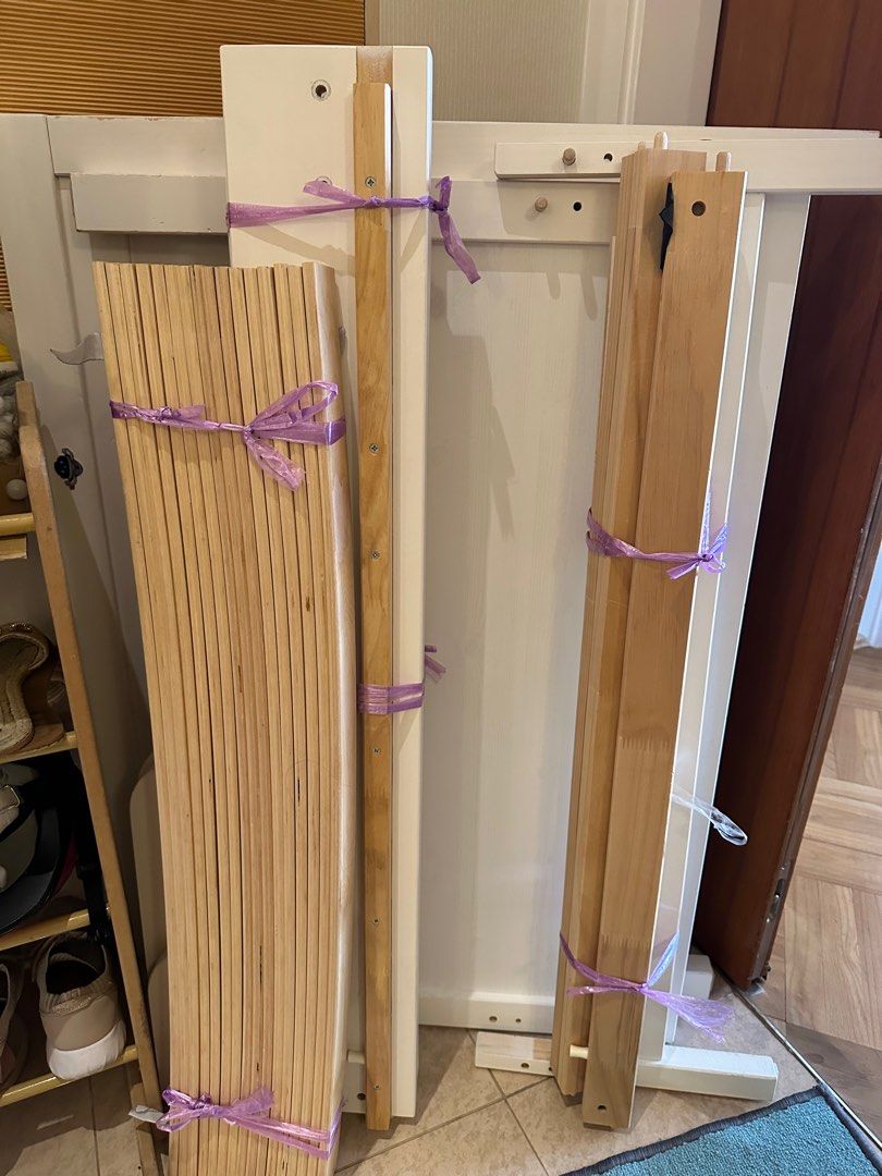 IKEA extendable child bed w slatted base 伸縮床架連床條板, 兒童＆孕婦用品, 兒童傢具, 兒童傢具 ...