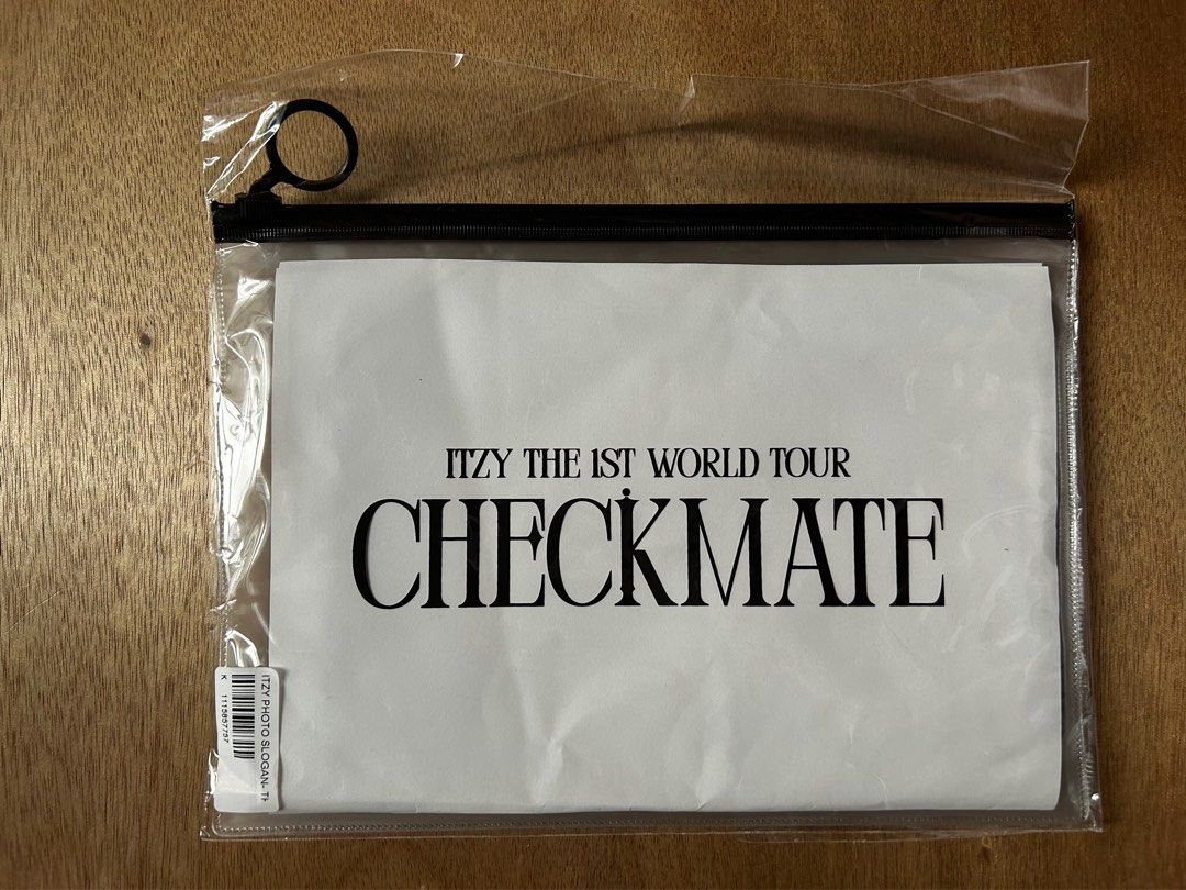 ITZY THE 1ST WORLD TOUR CHECKMATE OFFICIAL GOODS PHOTO SLOGAN NEW
