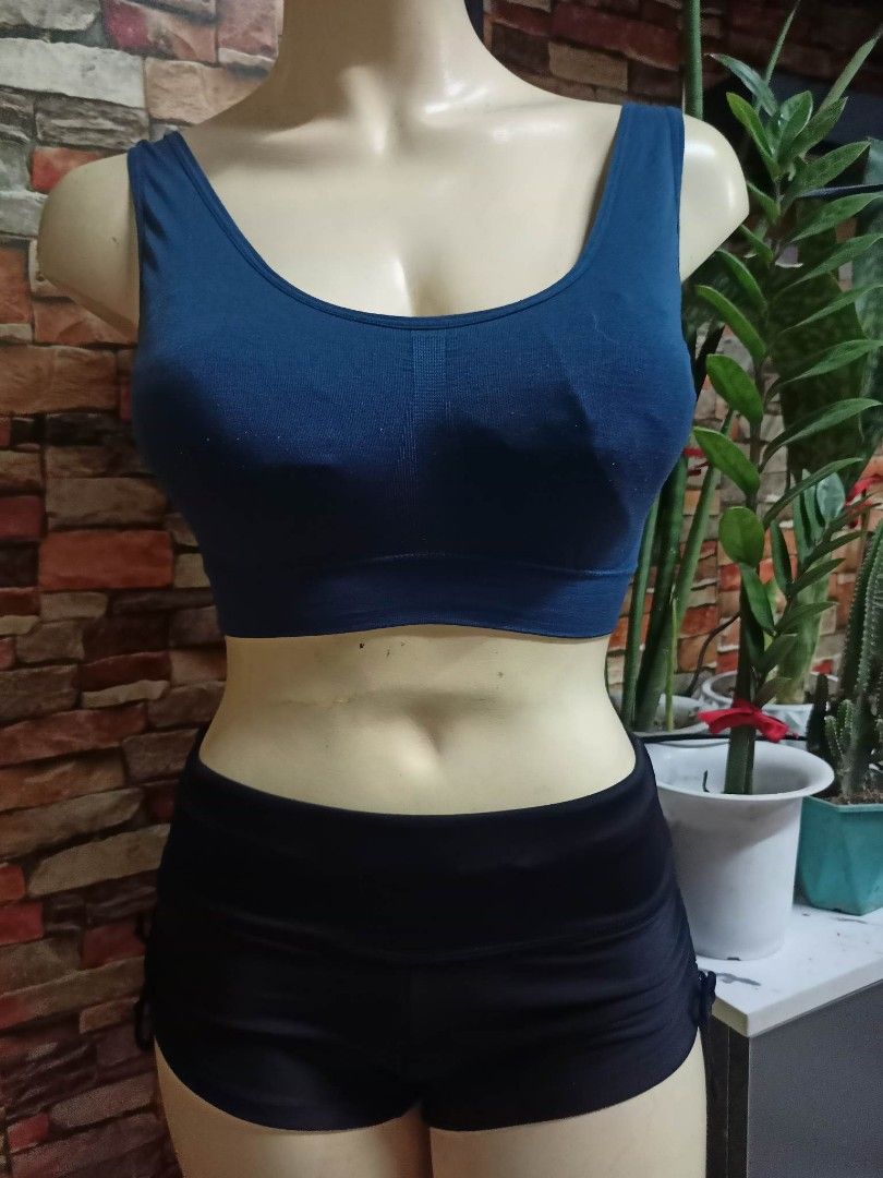 S) Jockey Padded Sportsbra, Women's Fashion, Activewear on Carousell