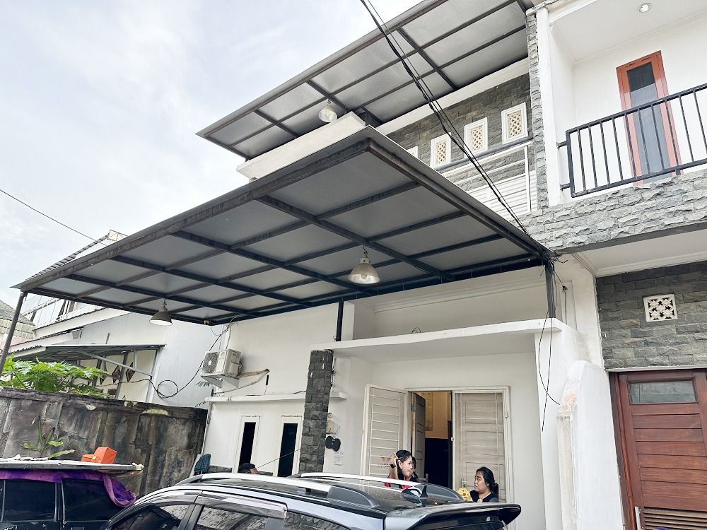 jual_rumah_2_lantai_di_pusat_k_1686110110_adbfeed6_progressive