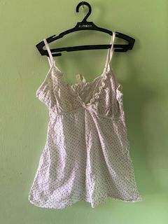 Kaila dy insipired polka dot top