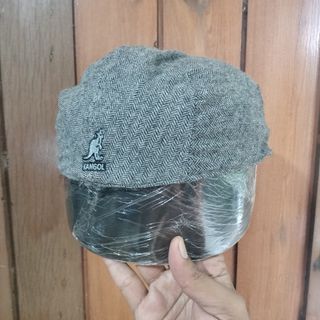 kangoo beret cap