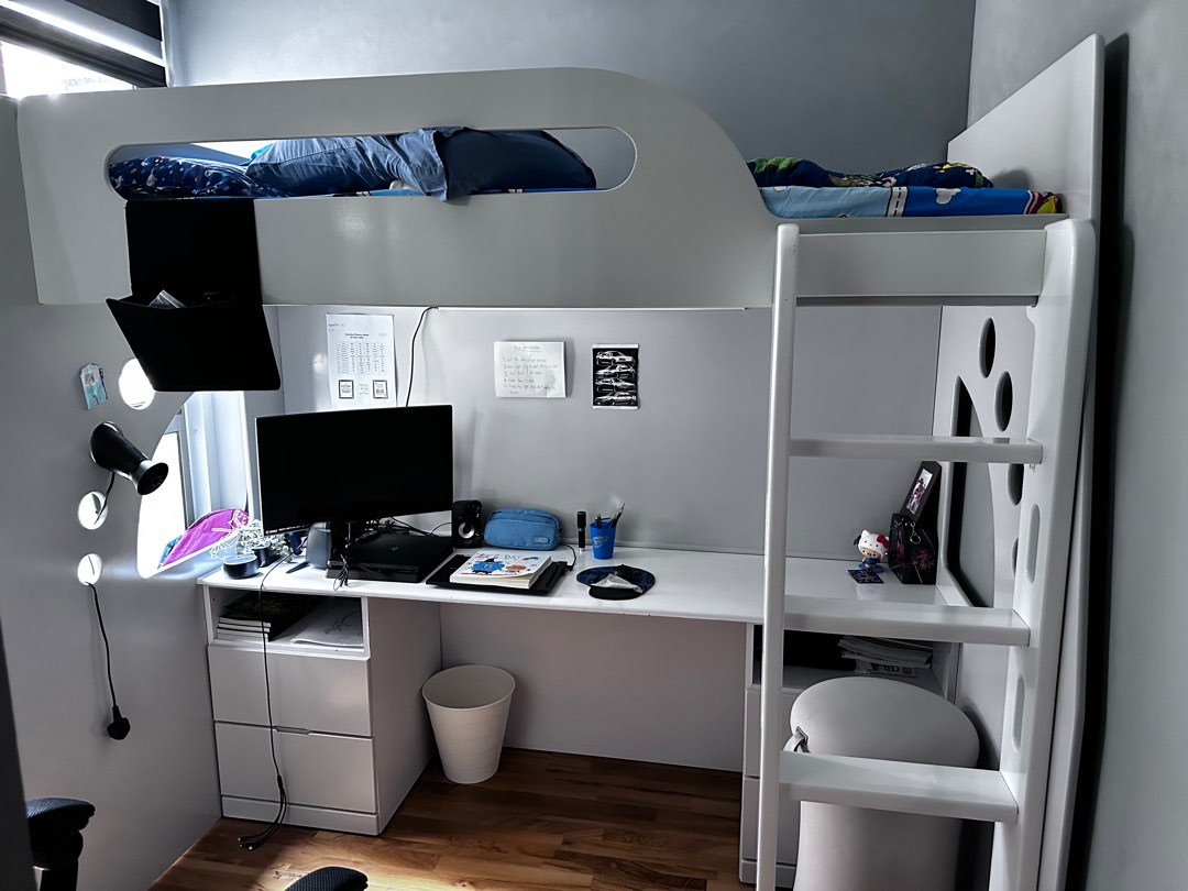Child bed online with study table