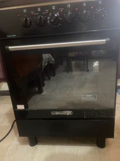 Lagermania Gas Range and Oven Electric