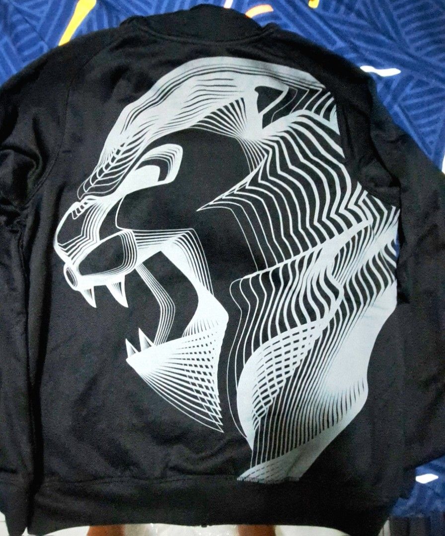 Nike Lebron James Therma fit hoodie