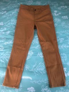 Legging coklat uniqlo