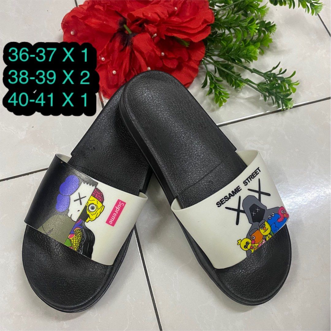 Sandal kaws 2025 x supreme original