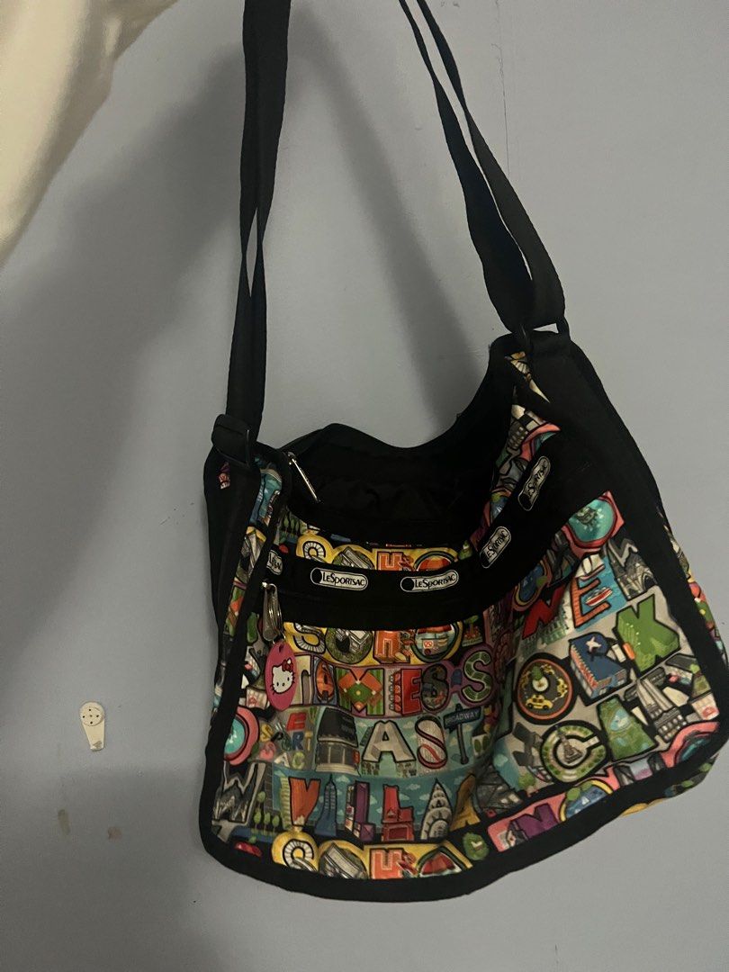 LeSportsac Crossbody Bag on Carousell