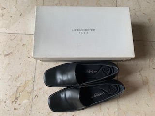 Liz claiborne hotsell slip on shoes