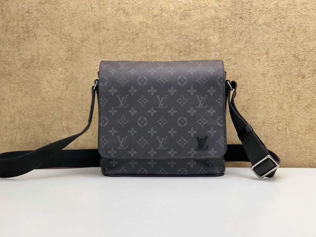 LOUIS VUITTON DISTRICT PM MONOGRAM ECLIPSE CANVAS M44000 - We