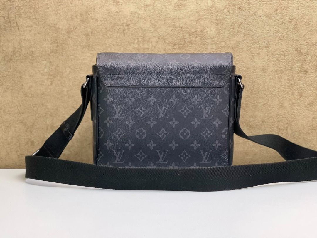 LOUIS VUITTON DISTRICT PM MONOGRAM ECLIPSE CANVAS M44000 - We