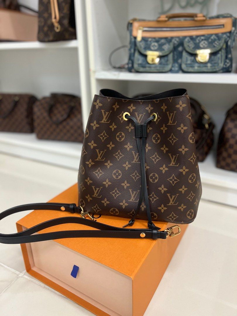 Louis Vuitton NeoNoe MM bag, Women's Fashion, Bags & Wallets, Shoulder Bags  on Carousell