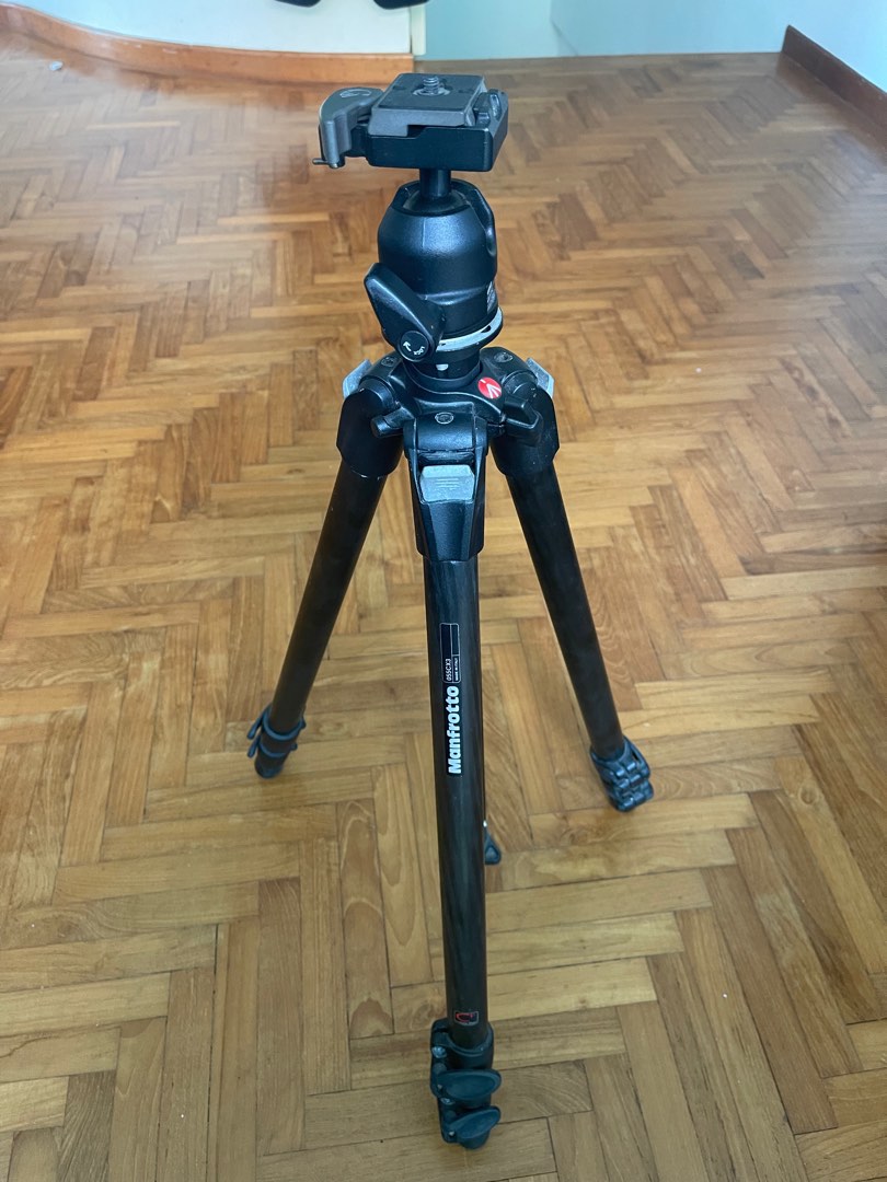 Manfrotto Carbon Fibre Tripod, Photography, Photography Accessories