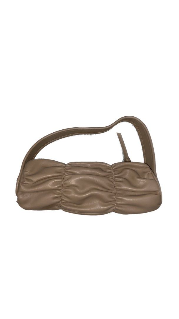 Mango pleats on sale baguette bag