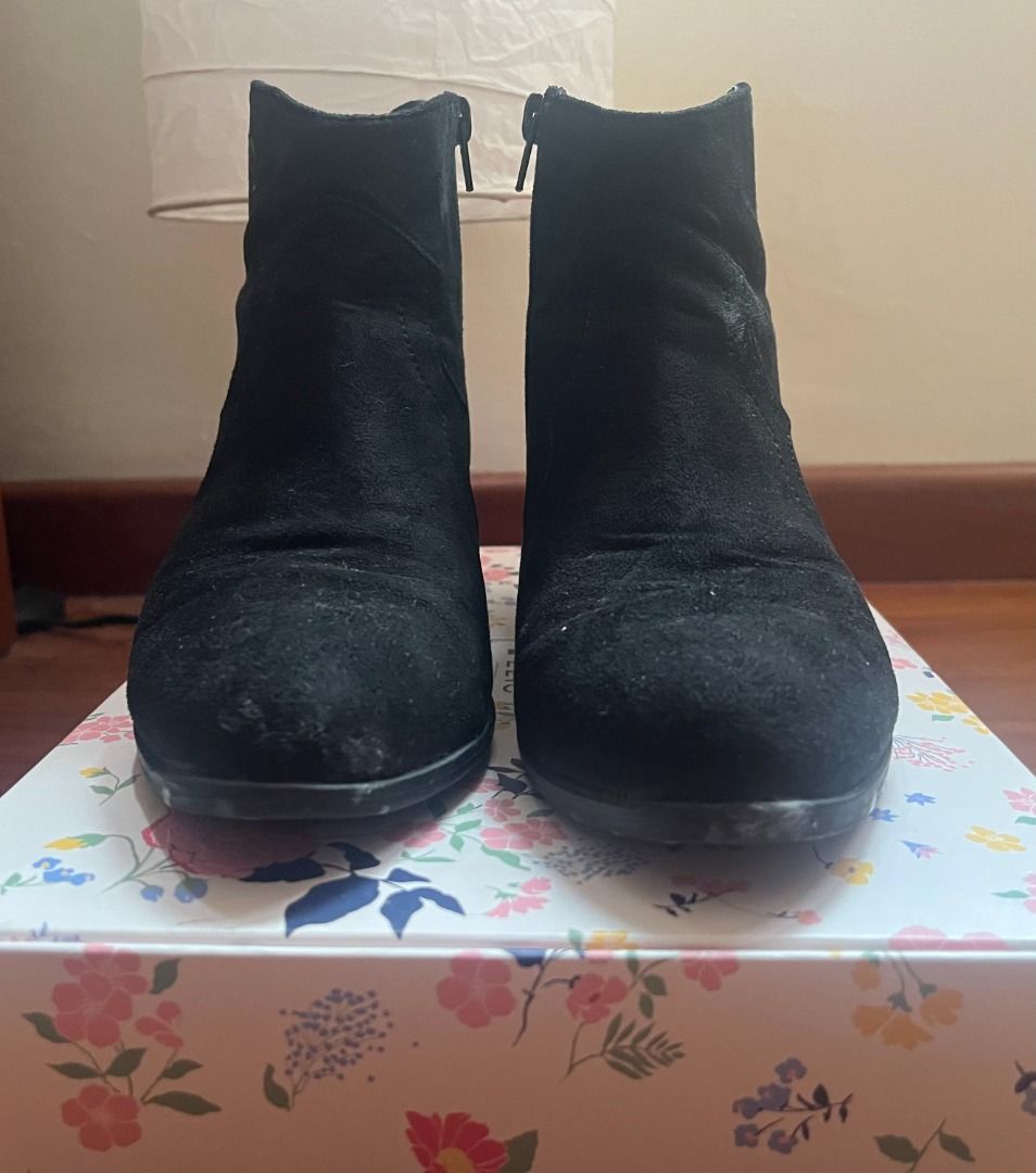 Marks and spencer new arrivals black suede boots