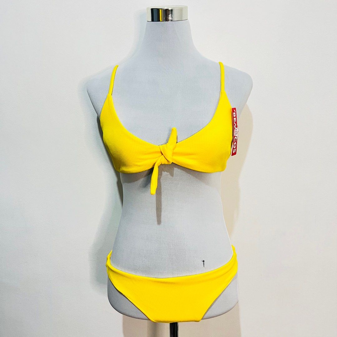 MEDIUM BEACQS yellow two piece swimsuit / bikini, Women's Fashion, Swimwear, Bikinis