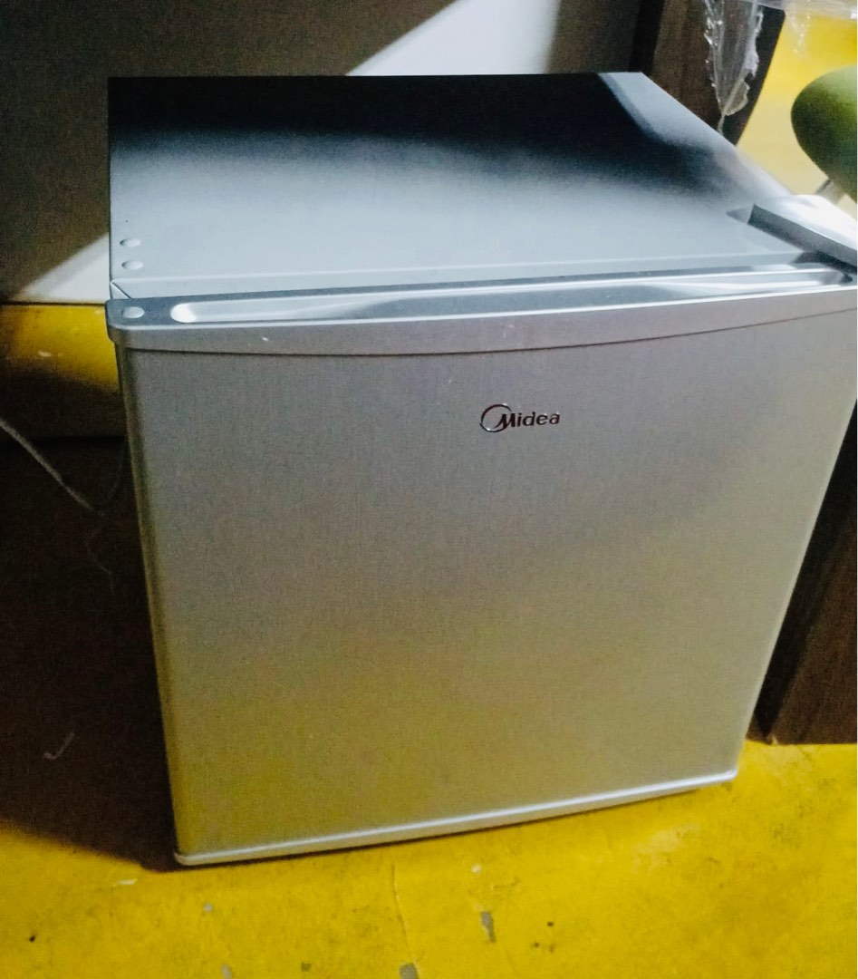 Midea Mini Fridge, TV & Home Appliances, Kitchen Appliances ...