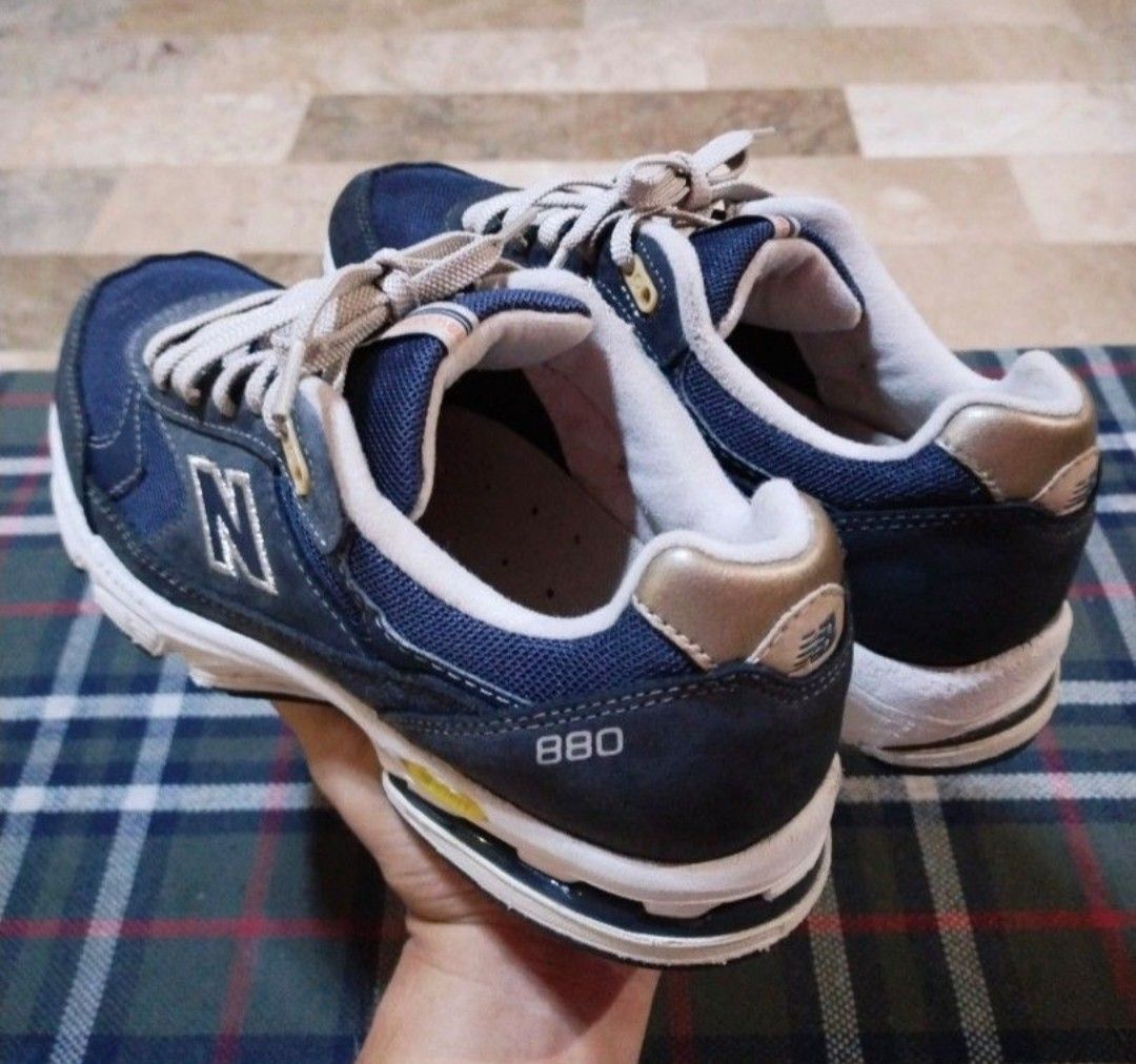 NB. 880 SIZE 8 US/CM 25/FOR WOMEN'S., Men's Fashion, Footwear, Sneakers on  Carousell