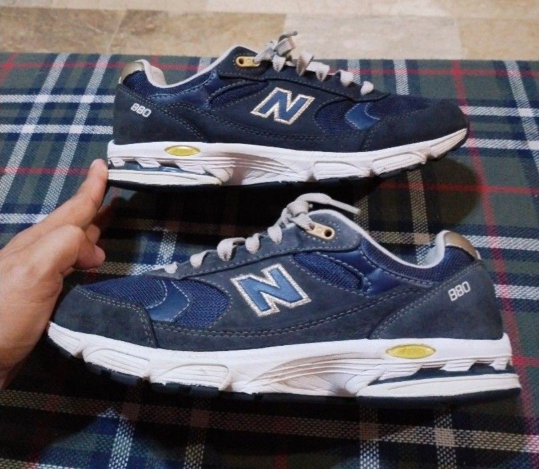 NB. 880 SIZE 8 US/CM 25/FOR WOMEN'S., Men's Fashion, Footwear, Sneakers on  Carousell