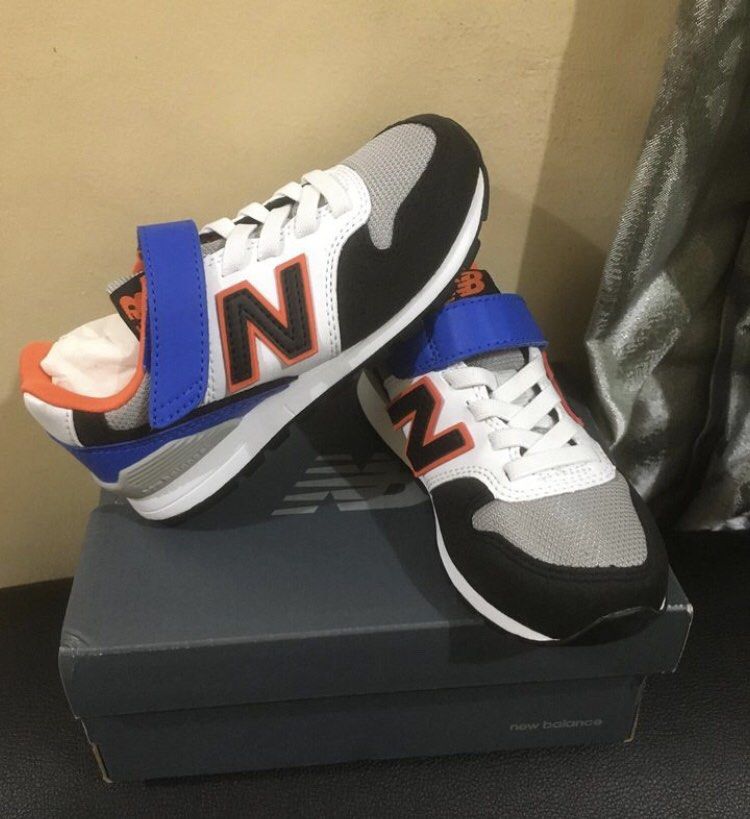 New Balance Kids (Category: Babies & Kids Fashion) located in Mandaluyong City. Submitted by rafjaye (Listing ID 1236239562, Image 2). Description: Brand New Size: 17cm RFS: my kids feet is wide so it doesn’t feel comfy with him..