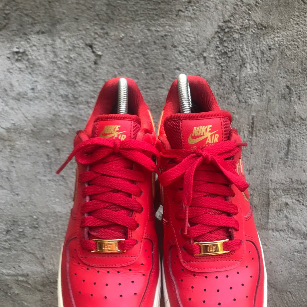 NIKE AIR FORCE 1 ICON CLASH RED