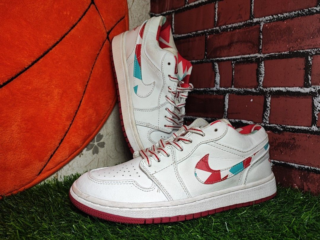 NIKE AIR JORDAN 1 LOW TOPAZ MIST GS 6 UK