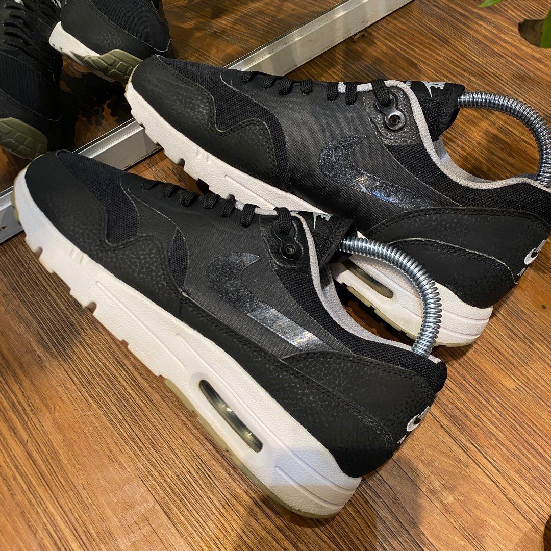 Nike air max 1 ultra essentials black & sail Clearance