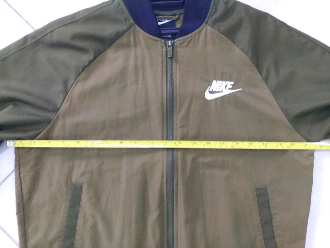 NIKE Bomber Style Jacket Riding Harley Vespa PTP 21.5 L size