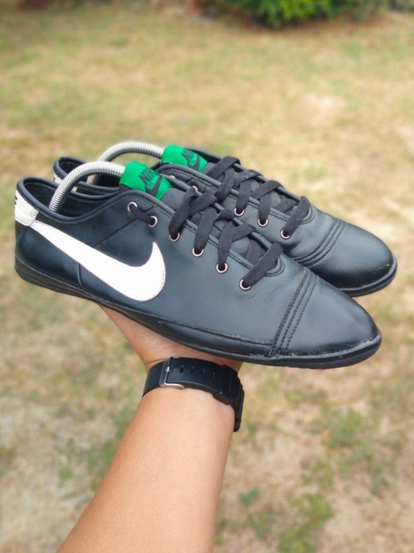 milieu Smaak Klem NIke flash leather sneakers casual shoes size 8/27cm, Luxury, Sneakers &  Footwear on Carousell