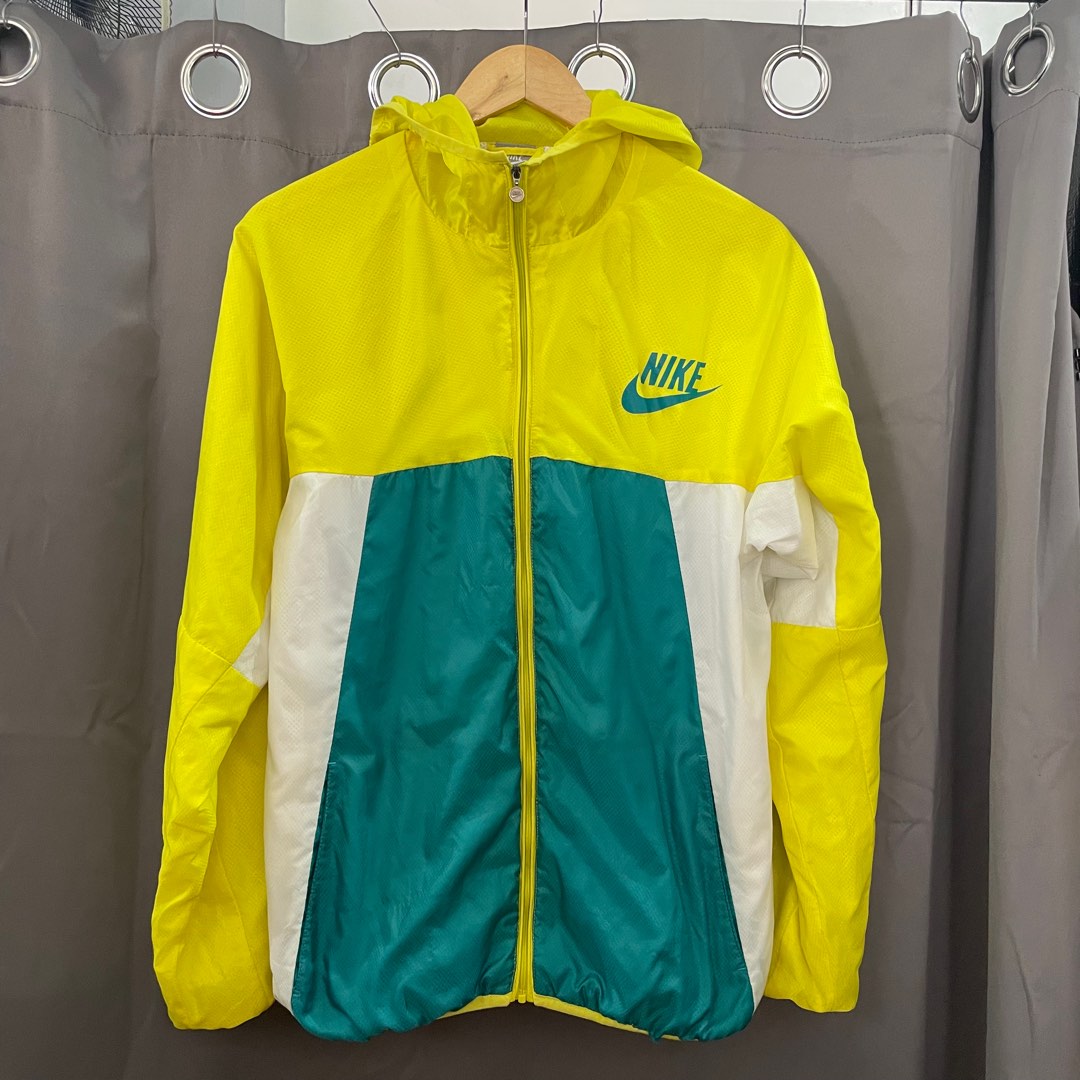 Nike Windbreaker Jacket on Carousell