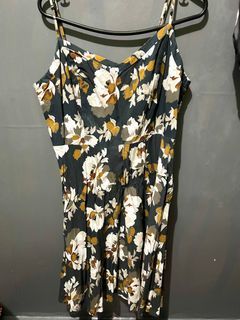 Old Navy floral dress